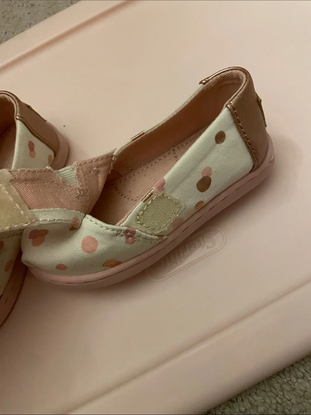 Toms Baby Slip-On Canvas Shoes in Cream with Pink & Gold Dots